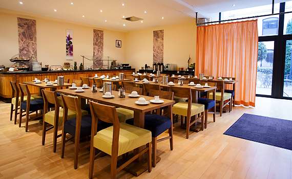 The breakfast room at Centro Hotel Celler Tor in Braunschweig